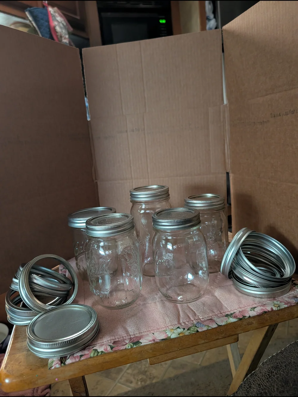Clear Glass Mason-Style Food Storage Jars with Silver Lids - Set